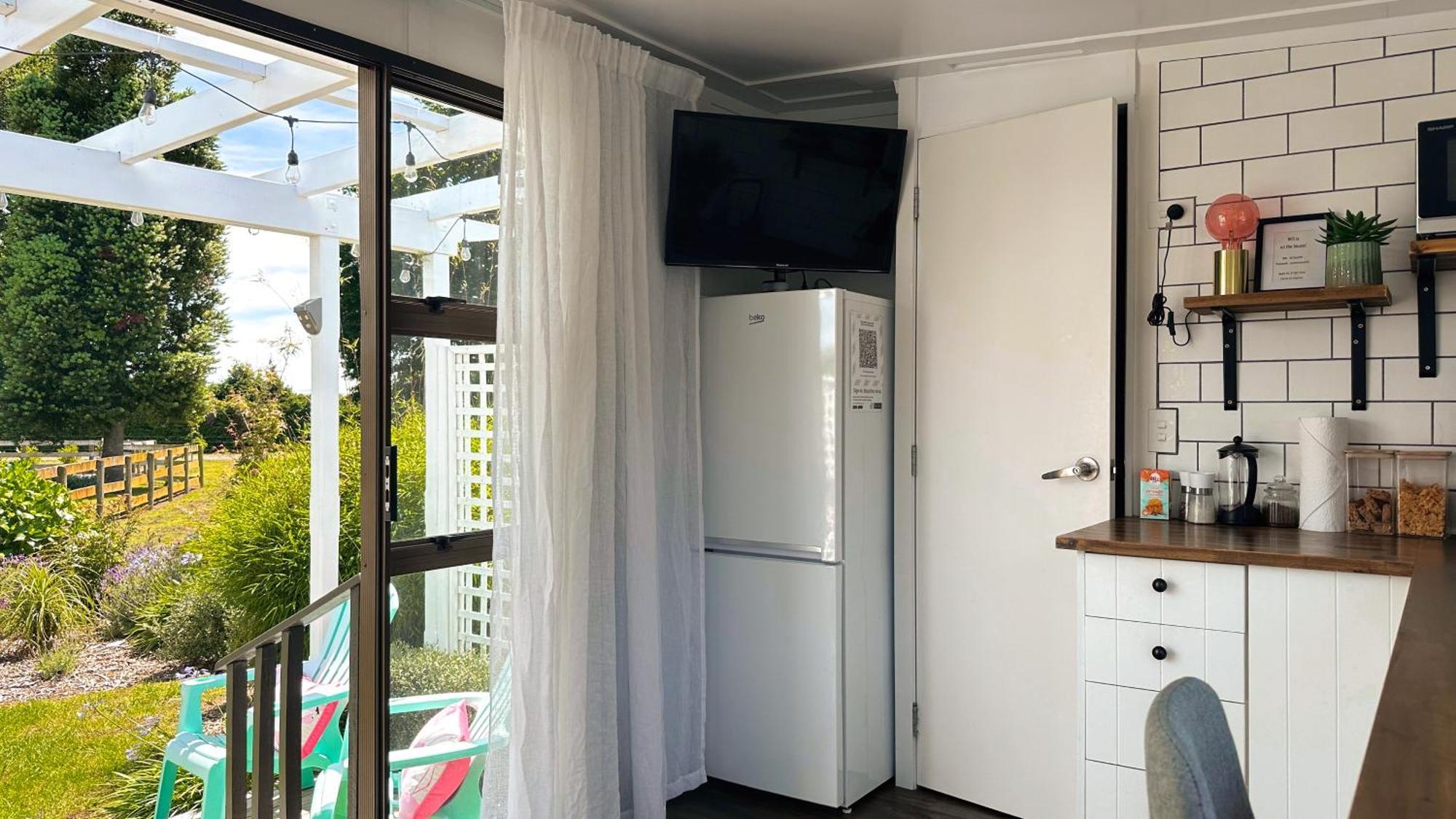 Willa Rustling Oaks Nz Tropical Tiny House Tamahere Zewnętrze zdjęcie